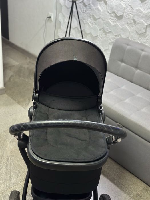 Продам коляску joolz day