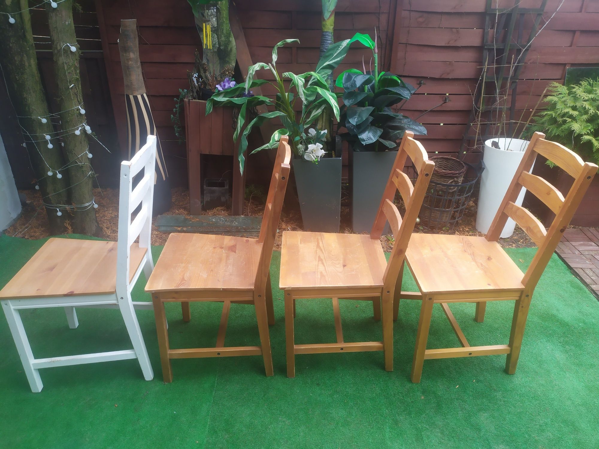 4 drewniane krzesła Ikea Jokkmokk kuchnia, salon, jadalnia