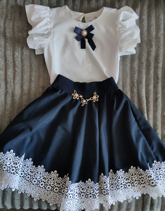 Шкільна форма для дівчаток