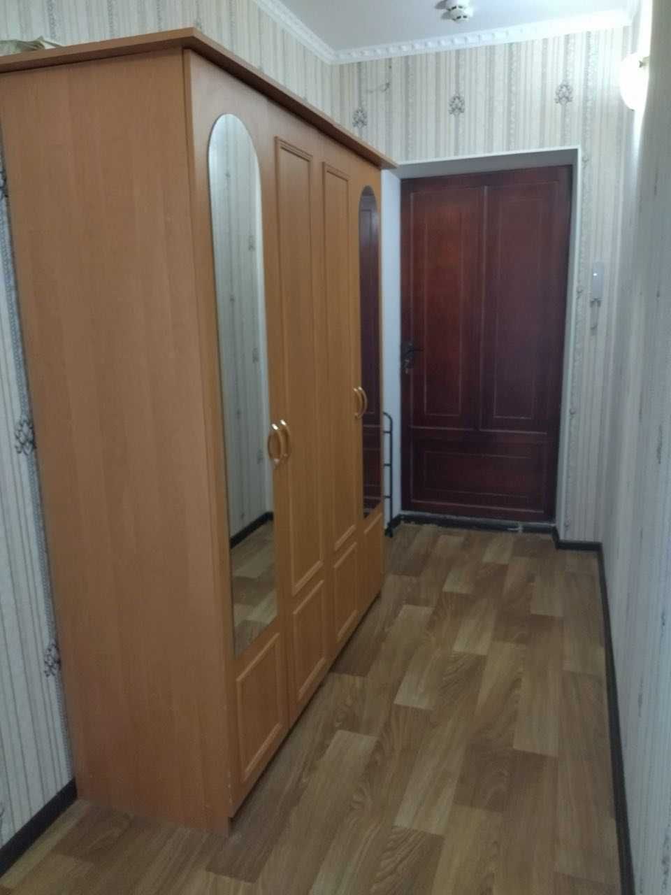Продам 1 кімнатну кв-ру з ремонтом на вул. Висоцького !