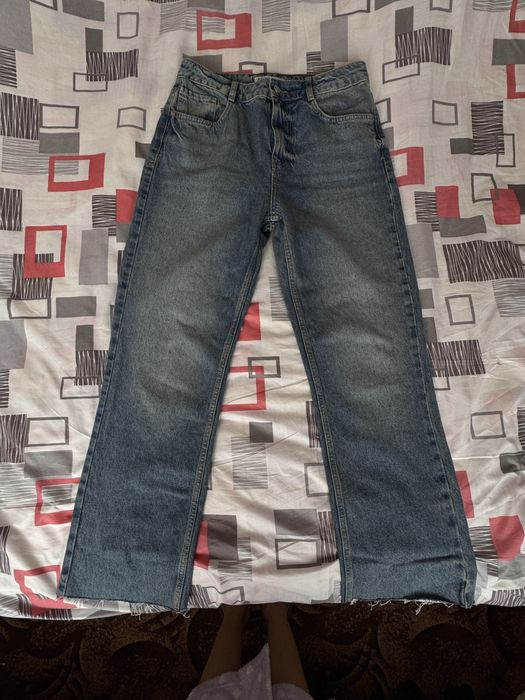 Трендові джинси ZARA