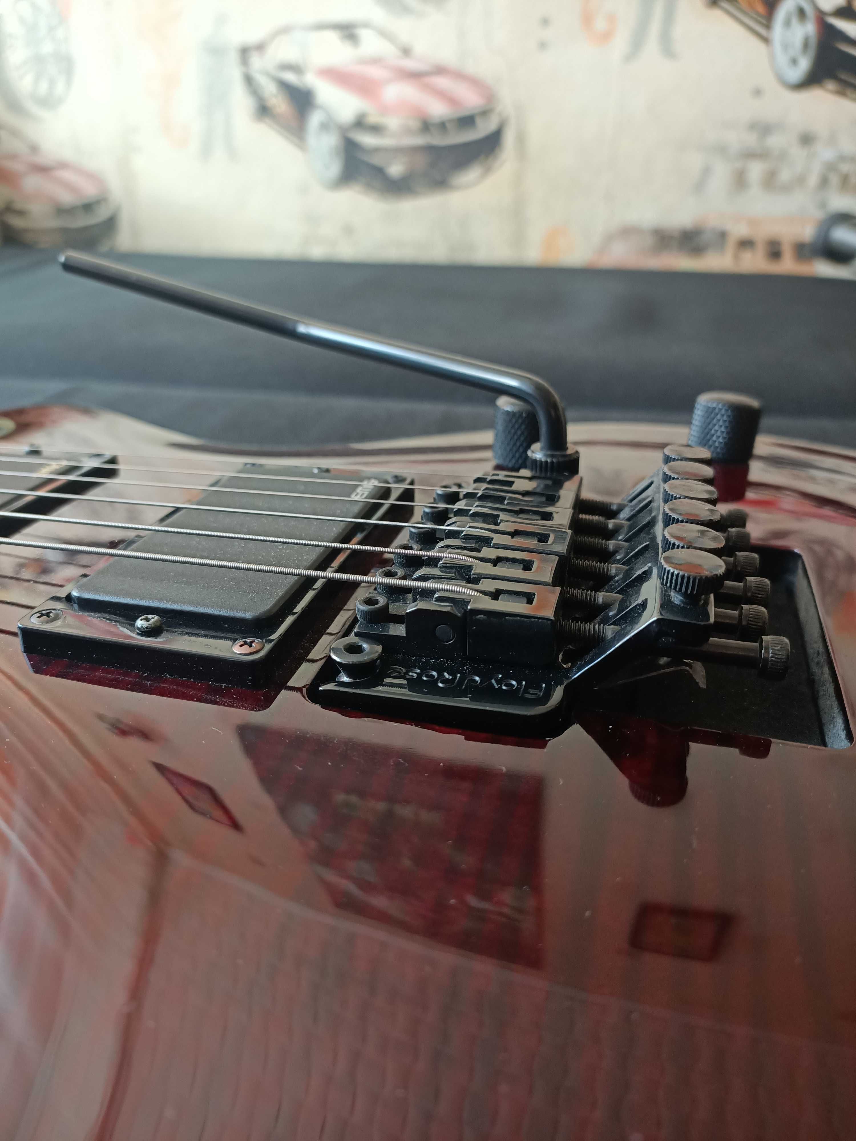 Gitara elektryczna Dean Deceiver Originalny Floyd Rose EMG