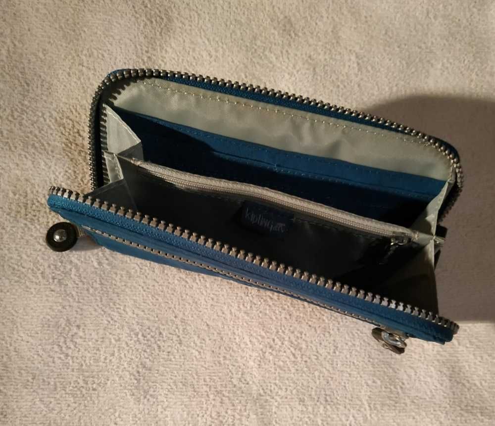 Portfel KIPLING Basic Money World 20 cm x 10 cm