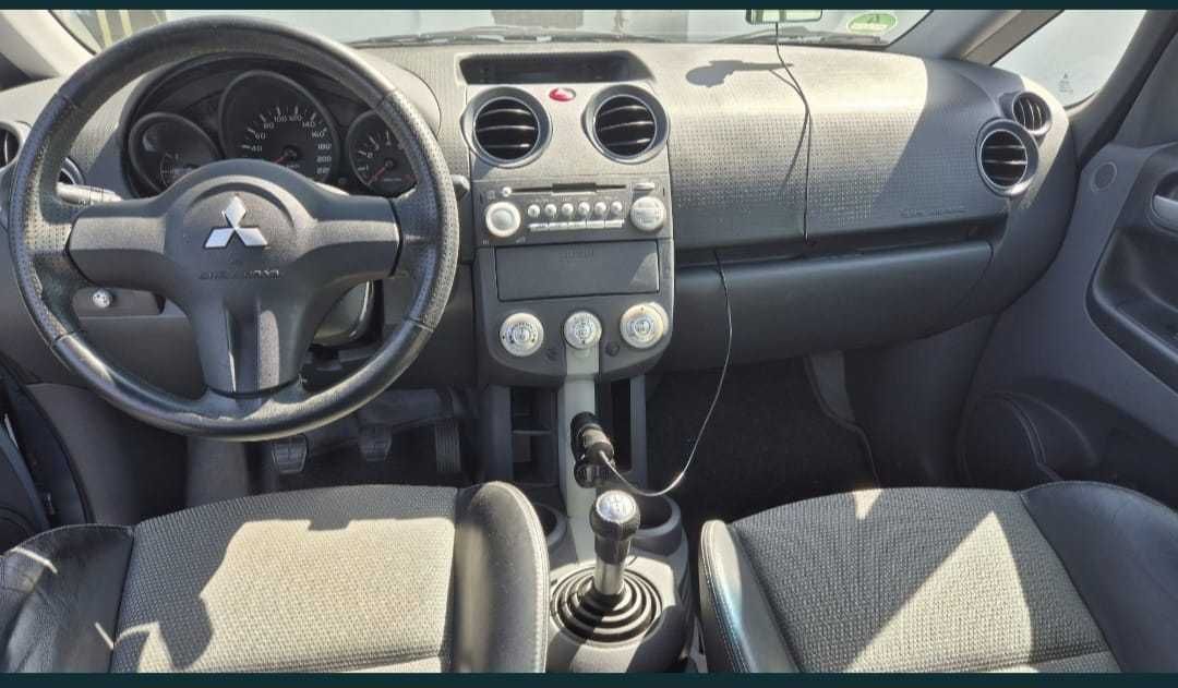 Sprzedam samochód osobowy MITSUBISHI COLT CC