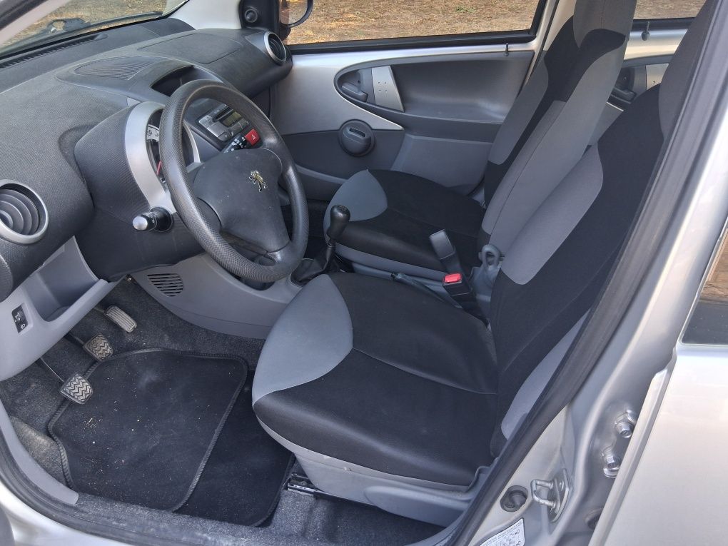 Peugeot 107 apenas105000km