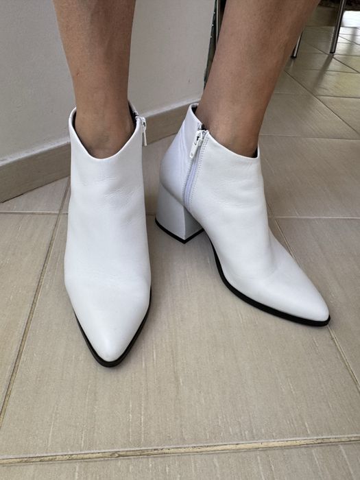 Продам шкіряні черевики Vero Moda