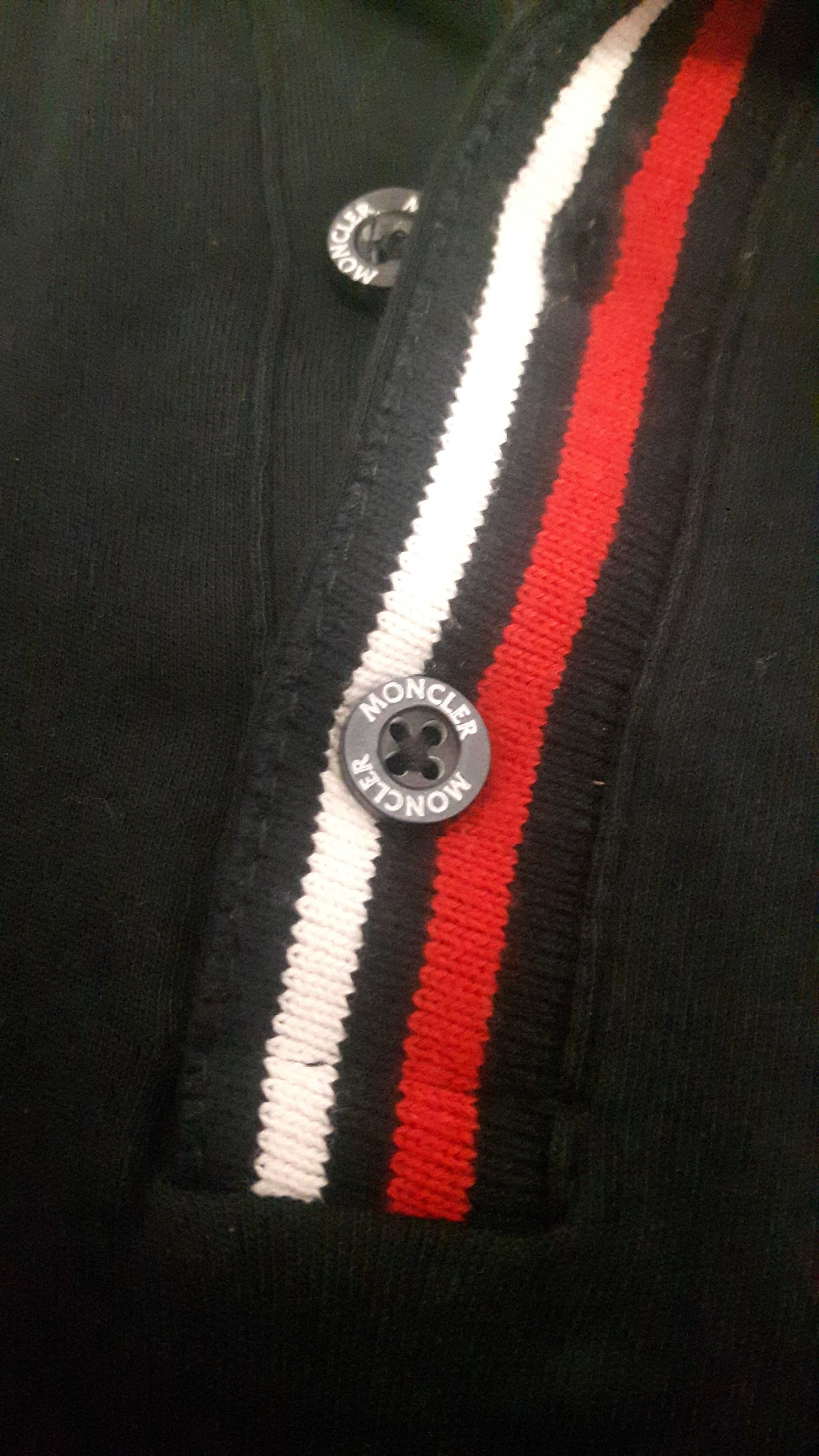 Футболка MONCLER