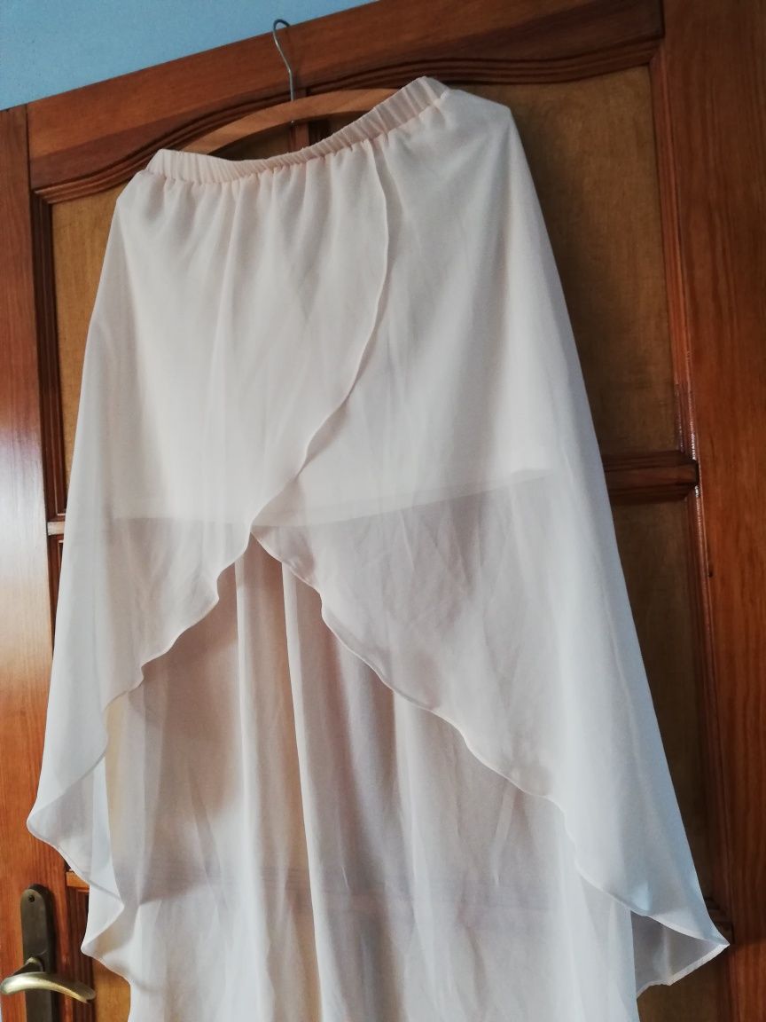 Lekko różowa, pudrowa spódnica z dłuższym tyłem H&M r.36