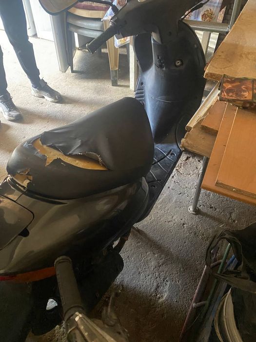 Мопед Suzuki lets 2