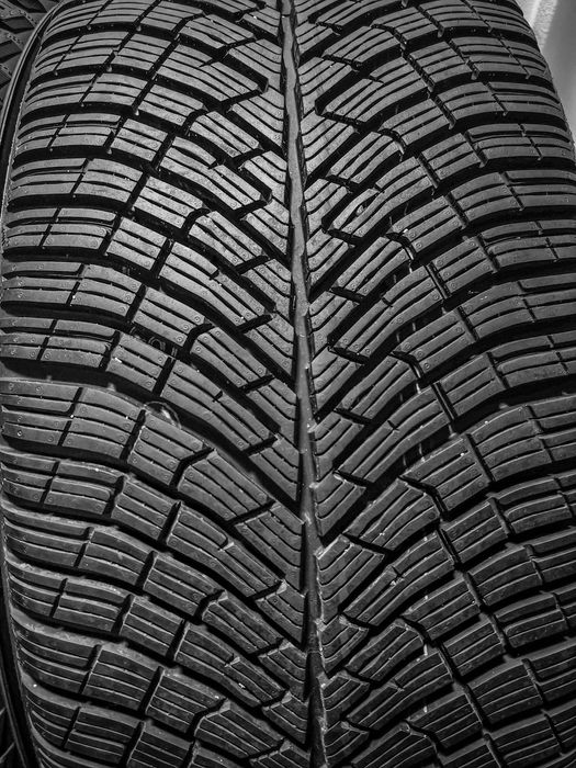 NOWE OPONY - DOT 4524 - Pirelli P Zero Winter 2 225/40/19 93 V XL