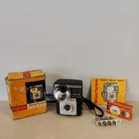 Máquina fotográfica Kodak Brownie Starluxe Camera (1962-67) - black