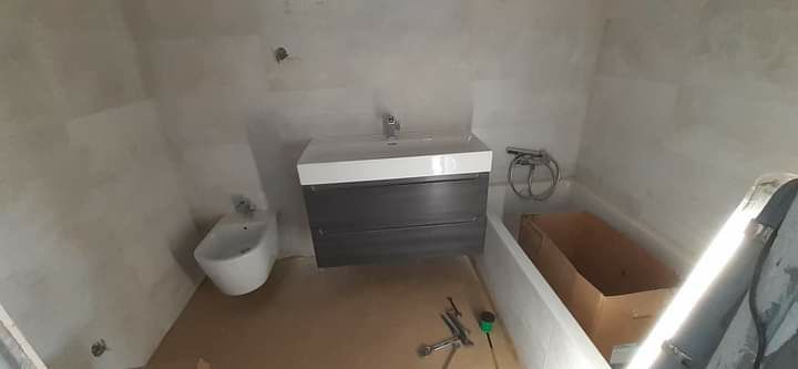 Canalizador é picheleiro para vários serviços de  zonas de Portugal