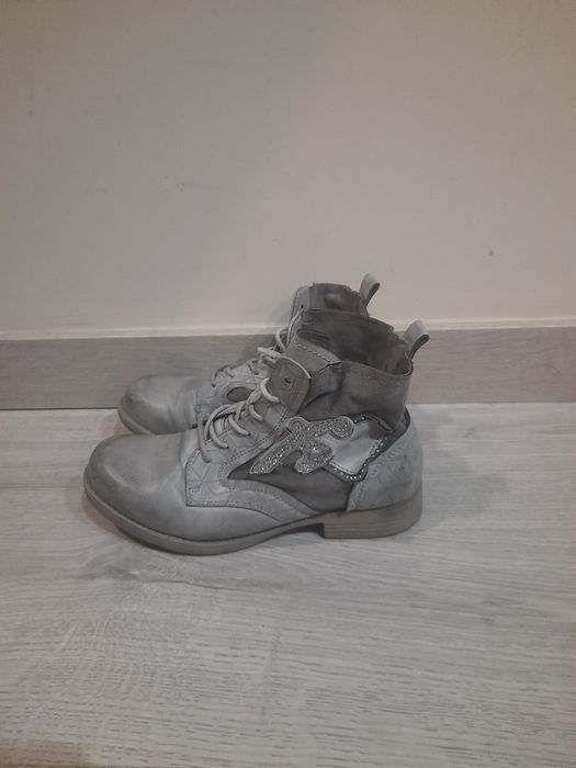 szare botki damskie wiązane 37