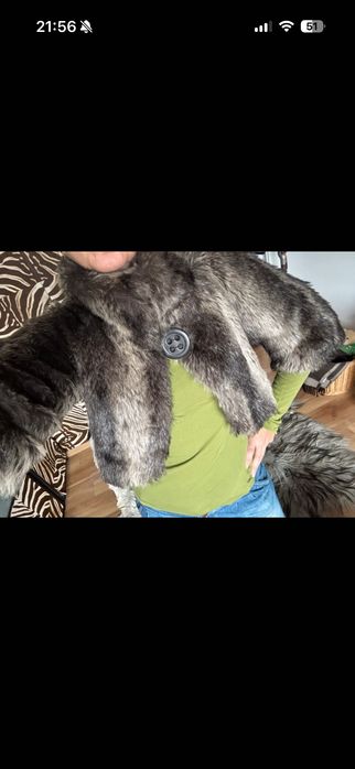 Krótkie szare futerko z rękawem 3/4