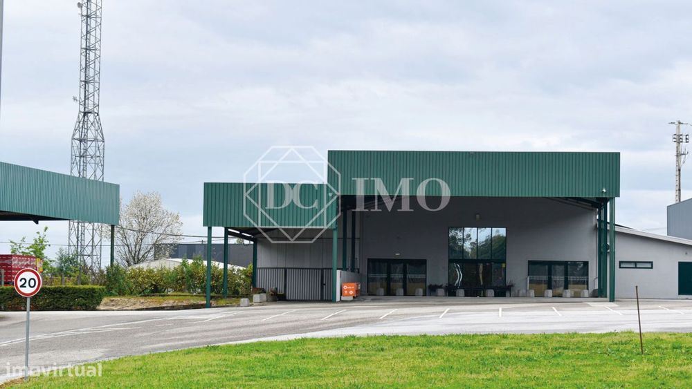 Armazém para arrendamento - Tondela (Zona Industrial da Adiça)