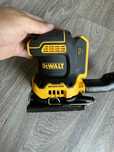 Szlifierka oscylacyjna DeWalt DCW200