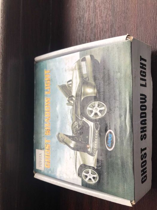 Логотип подсветка в двери Ghost Shadow Light TOYOTA