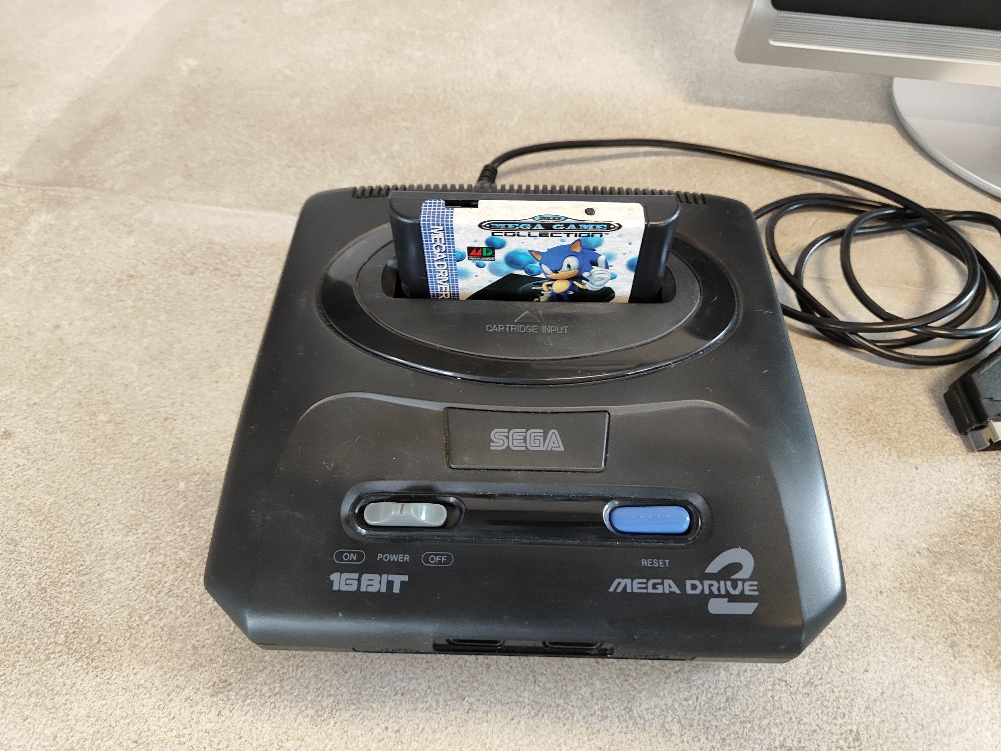 Sega Megadrive 2 и все игры - ретро игровая приставка с телевизором