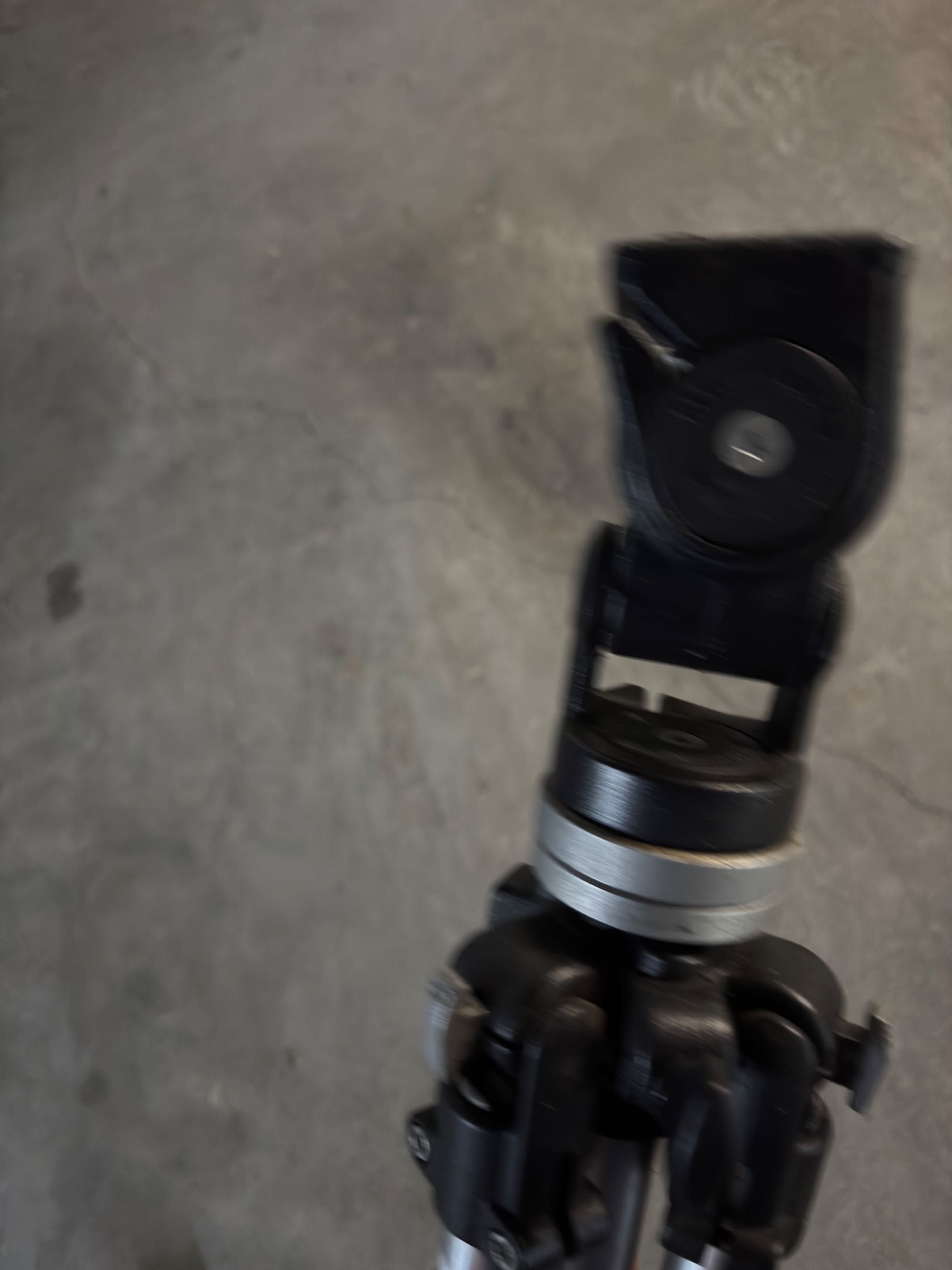 Vendo manfrotto tripé art 190