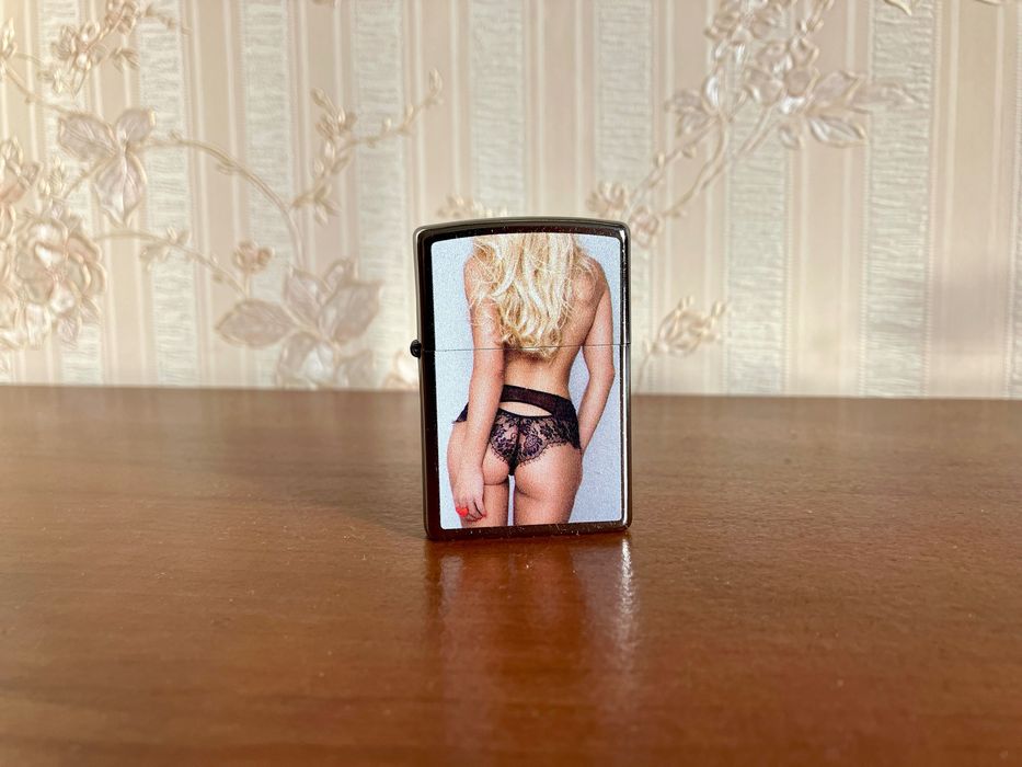 Запальничка Zippo Sexy Black Thong. Girl Collection. Оригінал!