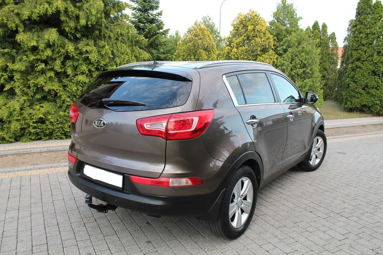 Kia Sportage 1,6 Benzyna Led Xenon Kamera cofania Nawi Hak Serwis Parktronik