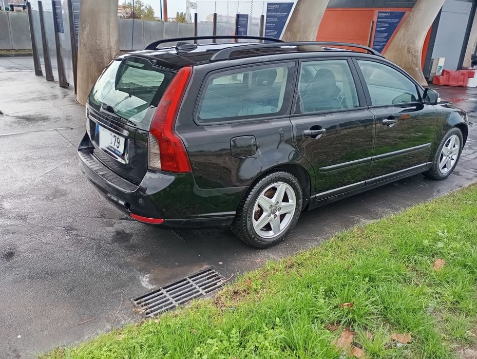 Volvo v50 impecável