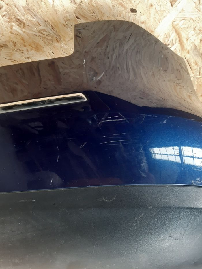 Zderzak tylny Volkswagen Passat B6 Kombi kolor LD5Q