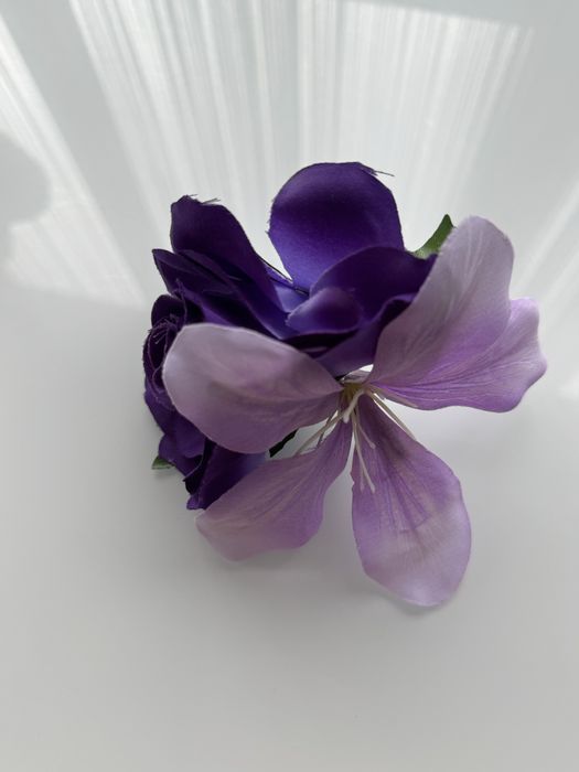 Квітка в волосся, аксесуари для волосся, заколка квітка