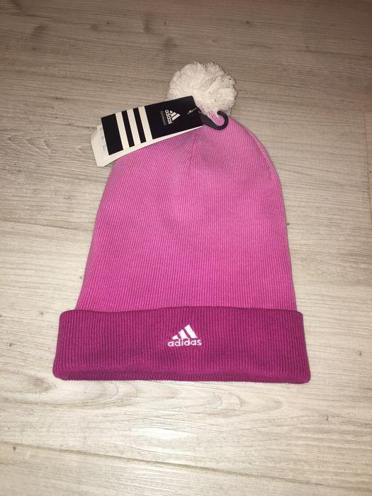 Nowa zimowa czapka adidas