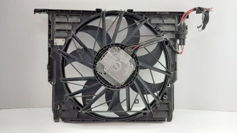 Вентилятор диффузор BMW F10 F11 2012 17428509740