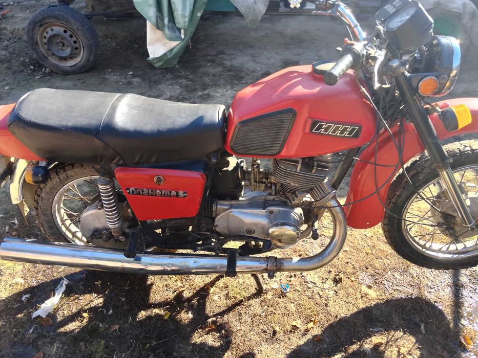 Мотоцикл іж планета 5 в гарному стані.