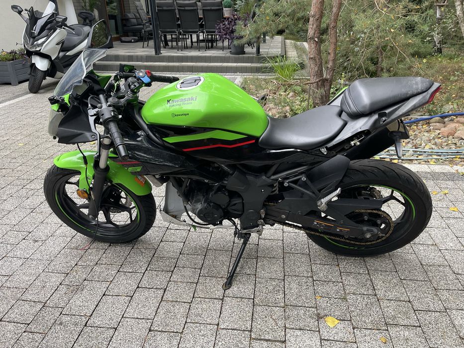 Kawasaki 125 ninja 2022r uszkodzona
