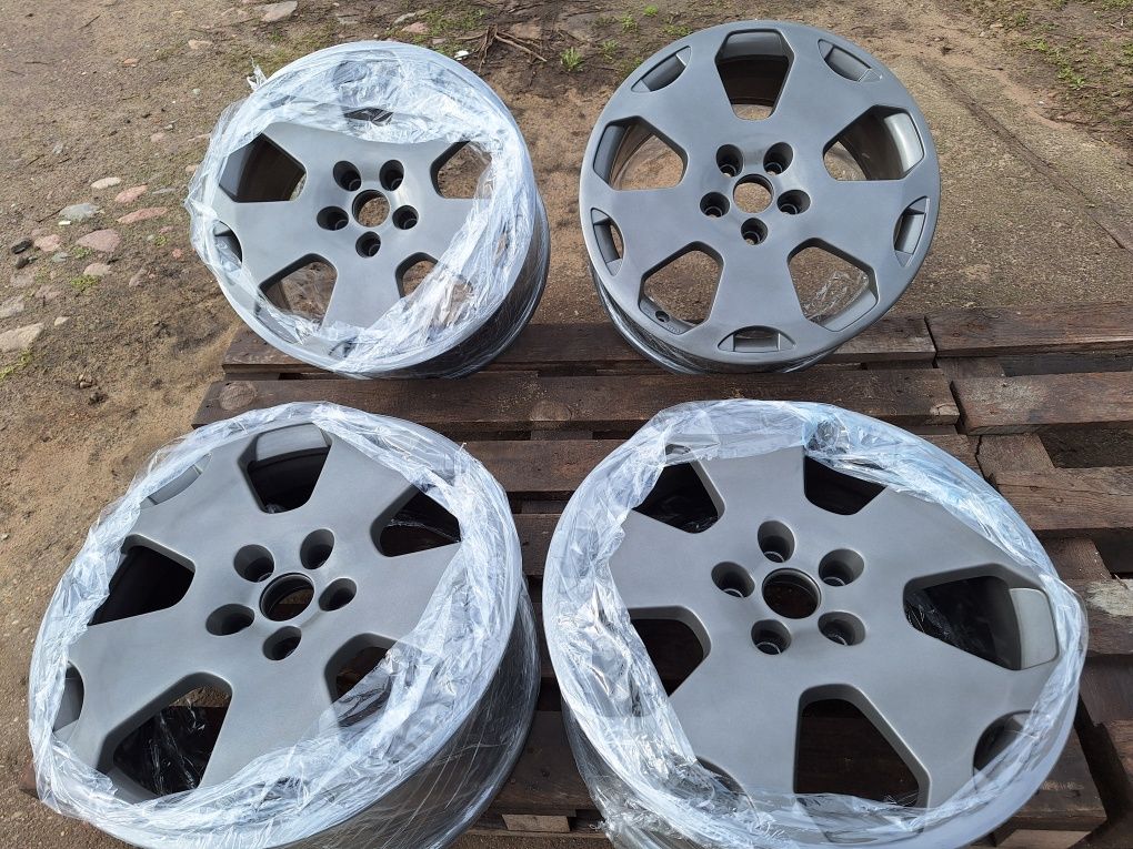 Alufelgi 5x112 18 ET40 Audi A3 A4 A6 VW Golf Passat Skoda Mercedes fel