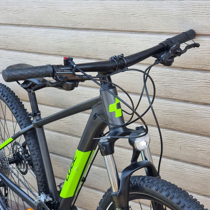 29 CUBE Aim SL Вилка 100mm Shimano Alivio 2x9 Disc Гідравлика LED свет