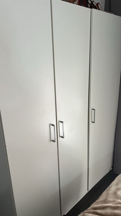 Roupeiro com 3 portas branco