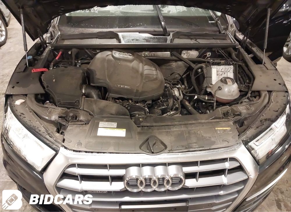 Audi Q580A 2.0tfsi з сша в наявності