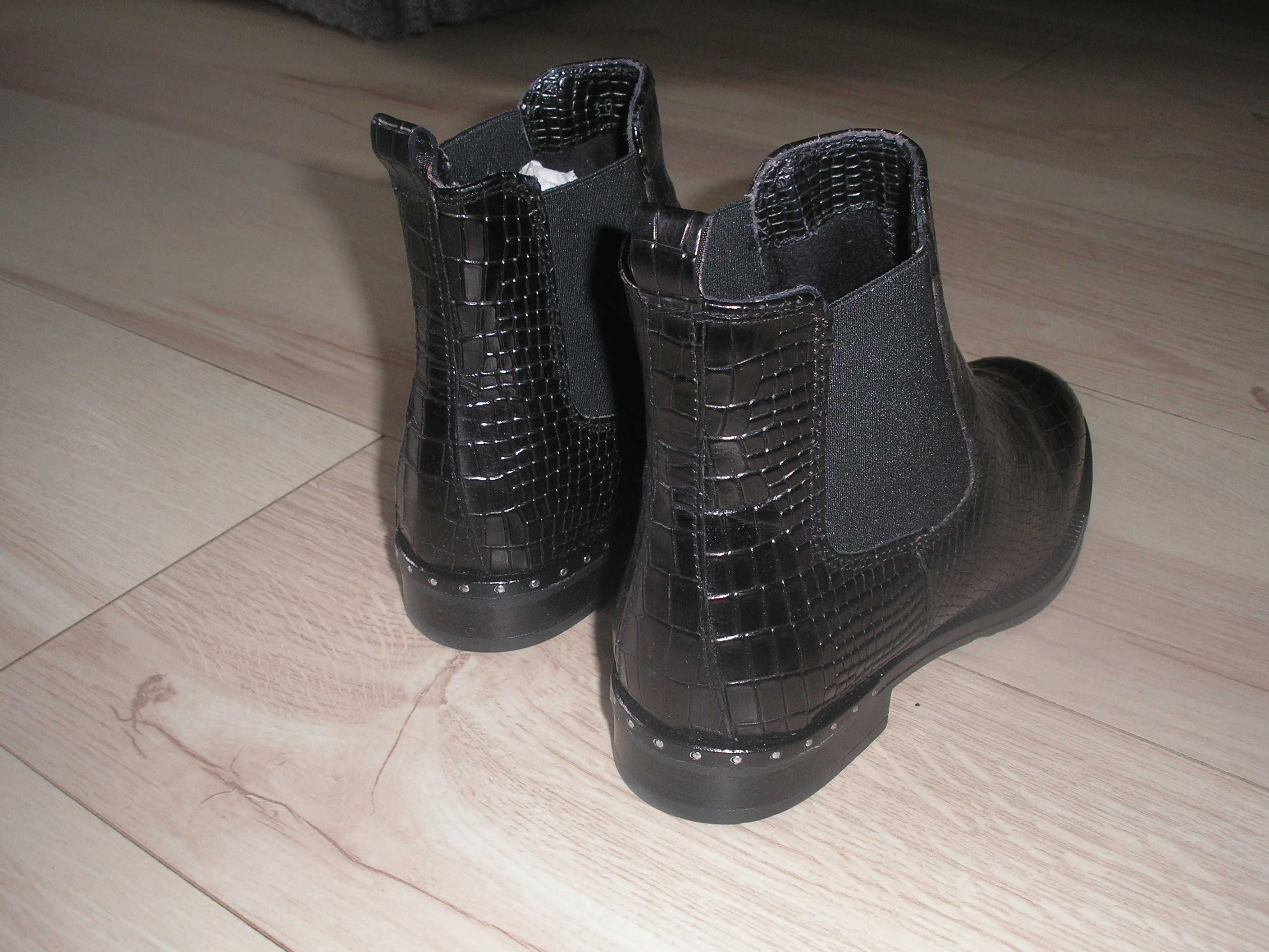 Botki czarne 36 VENEZIA NOWE