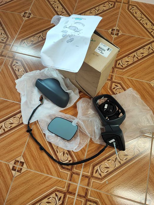 Peugeot 407 coupé - retrovisor