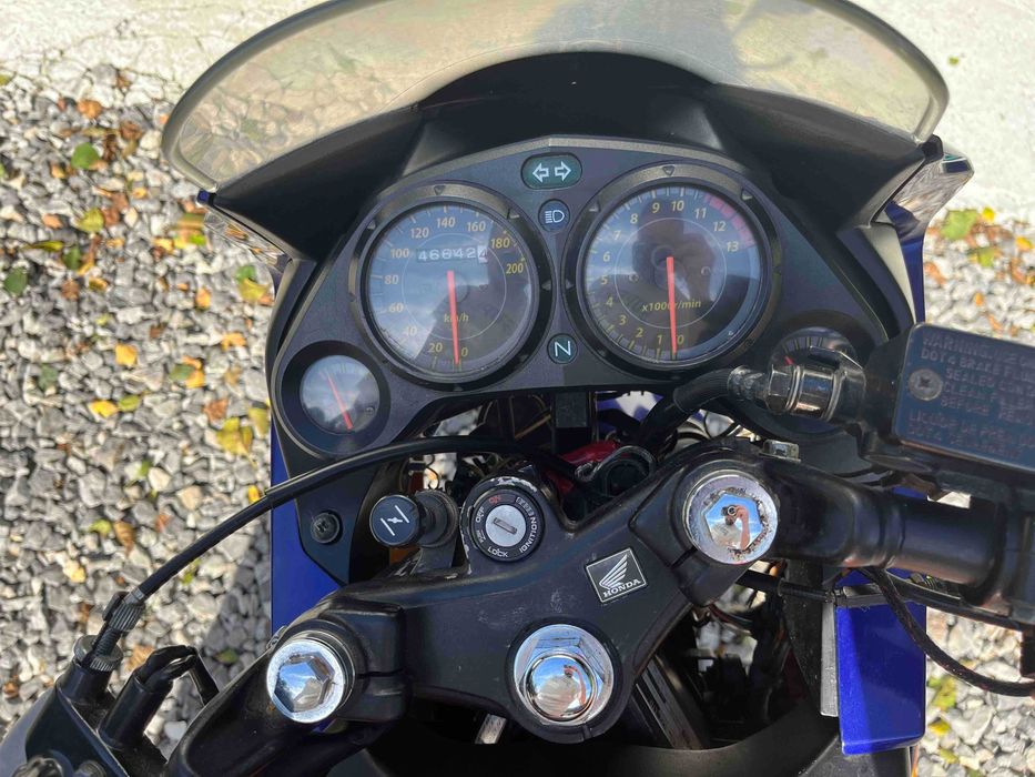 Honda CBR 125R Repsol – ikona wśród sportowych 125-tek!