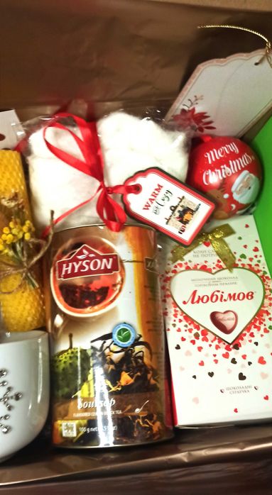 Актуальный большой новогодний бокс, новорічний набір подарунок. Пишите