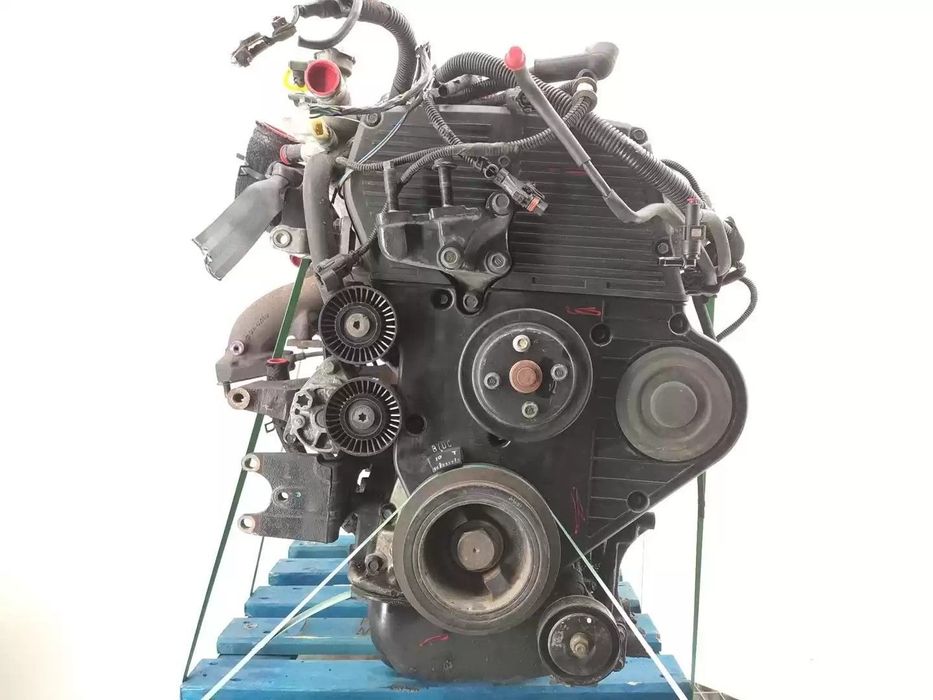 MOTOR COMPLETO KIA CARNIVAL II 2005