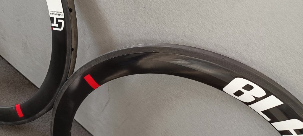 Par de Aros Blackjack CT bicicleta estrada