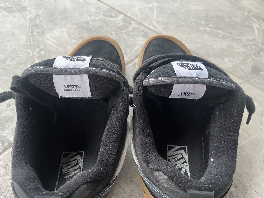 Кросівки Vans knu skool