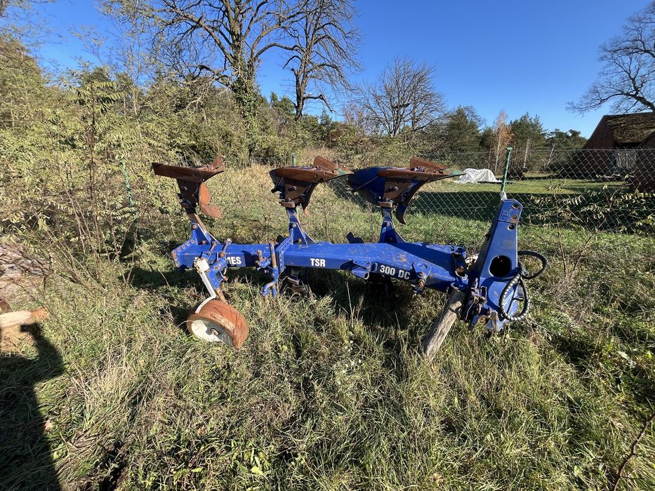 Pług 4 skibowy Ransomes 2+1+1