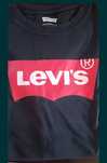 Tshirt levis preta tamanho 14 anos