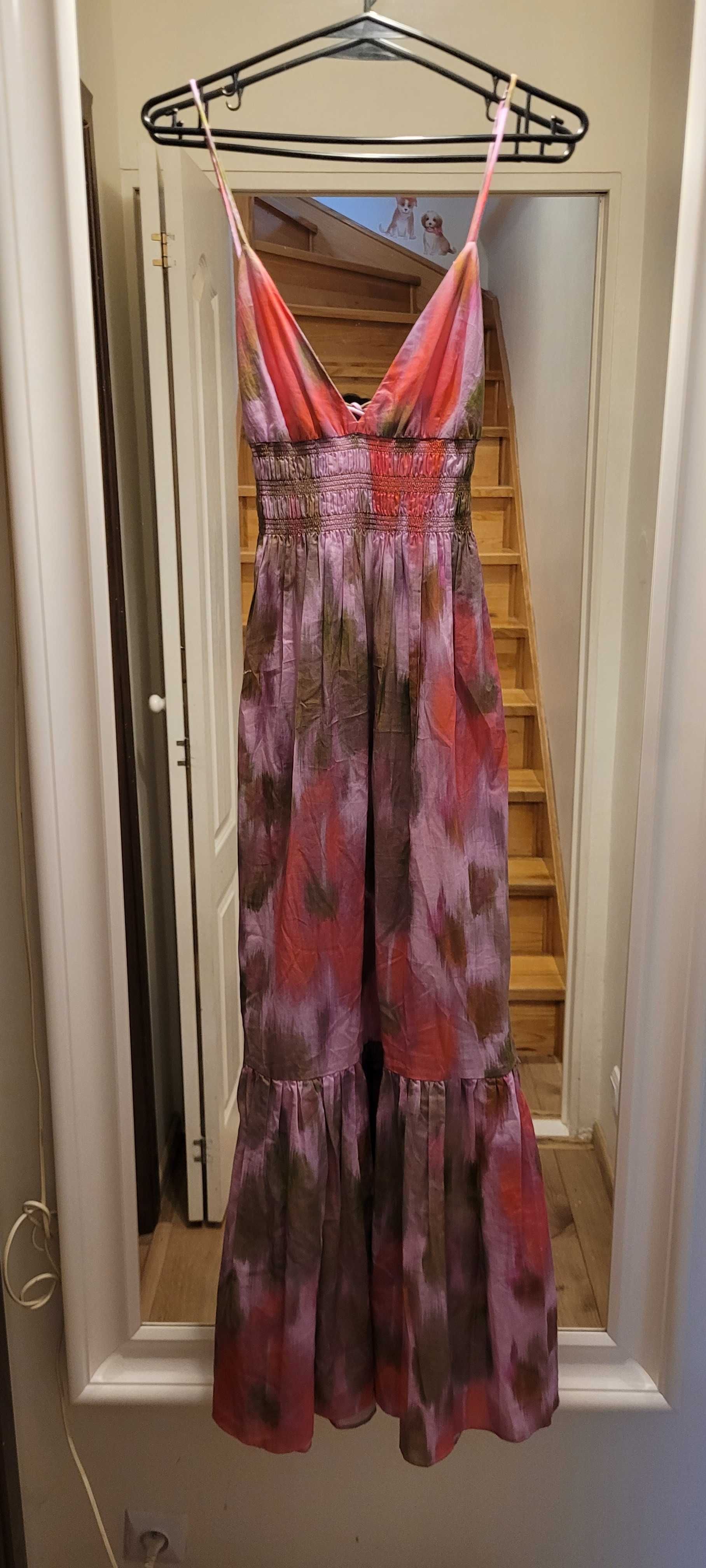 Sukienka midi Zara na ramiączkach z odkrytymi plecami blogerska