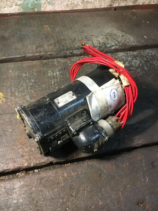 Двигатель электромотор электродвигатель авиационный 27 вольт Д-600ТВ