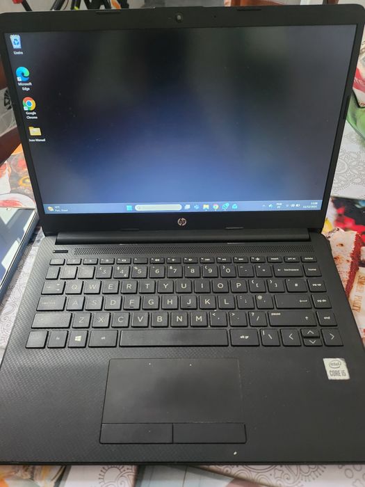 Portátil HP laptop 14