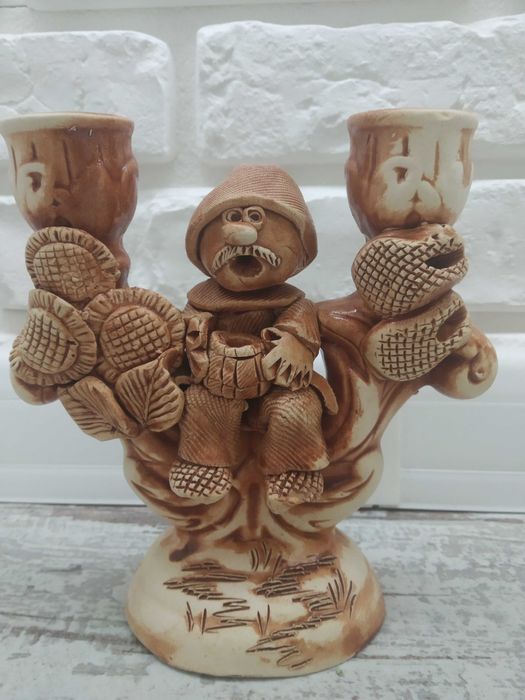 Śliczny Świecznik Ceramiczny