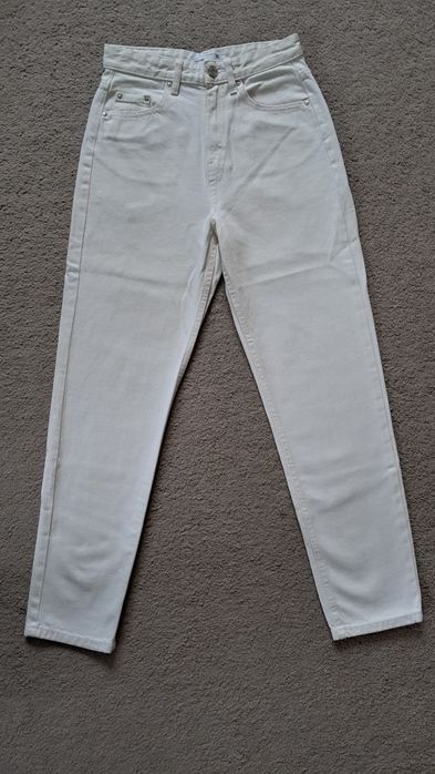 Jeansy Sinsay Mom Fit białe/ecru 34